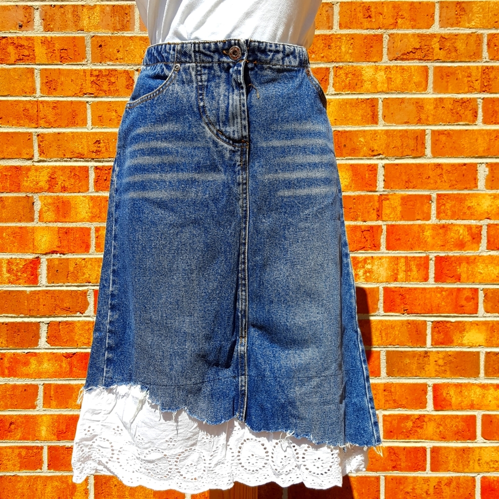 Hot Kiss denim skirt with eyelet